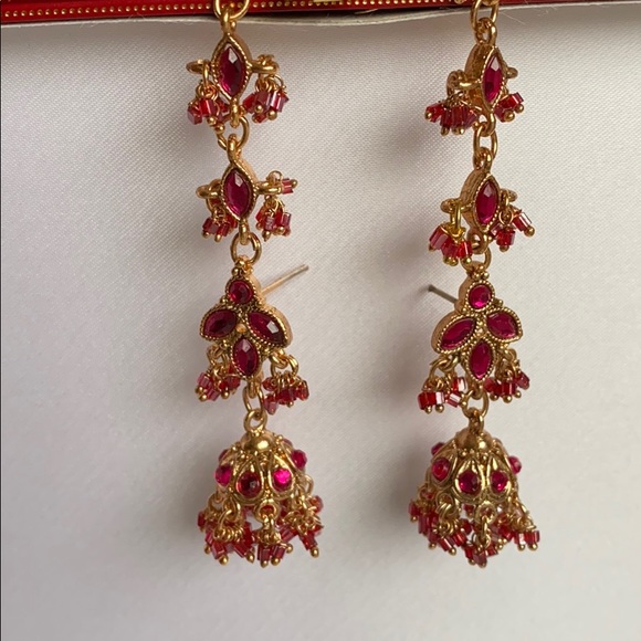 Gorgeous indian style earrings! - Picture 1 of 5